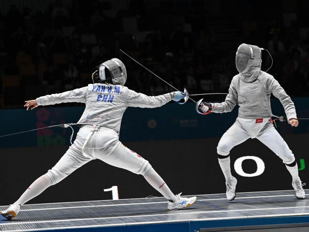 全国青少年击剑锦标赛，剑尖上的青春战斗